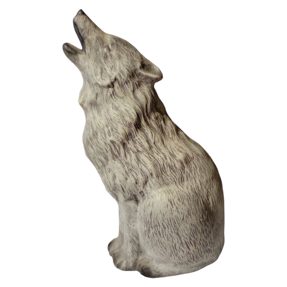 Vtg Handcrafted Gray Sitting Wolf Ceramic Statue Figurine Signed HL - Picture 3 of 5